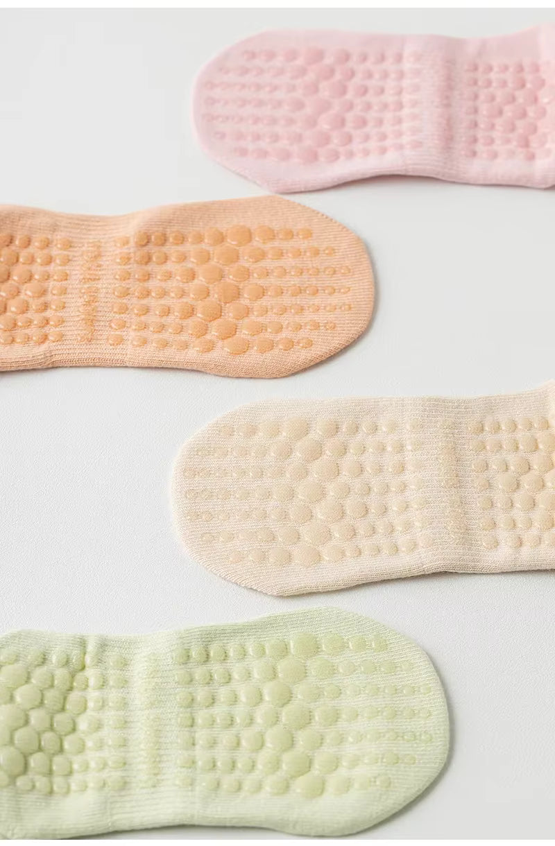 Chaussettes de Yoga/Pilates Antidérapantes – Confort & Stabilité à Chaque Mouvement